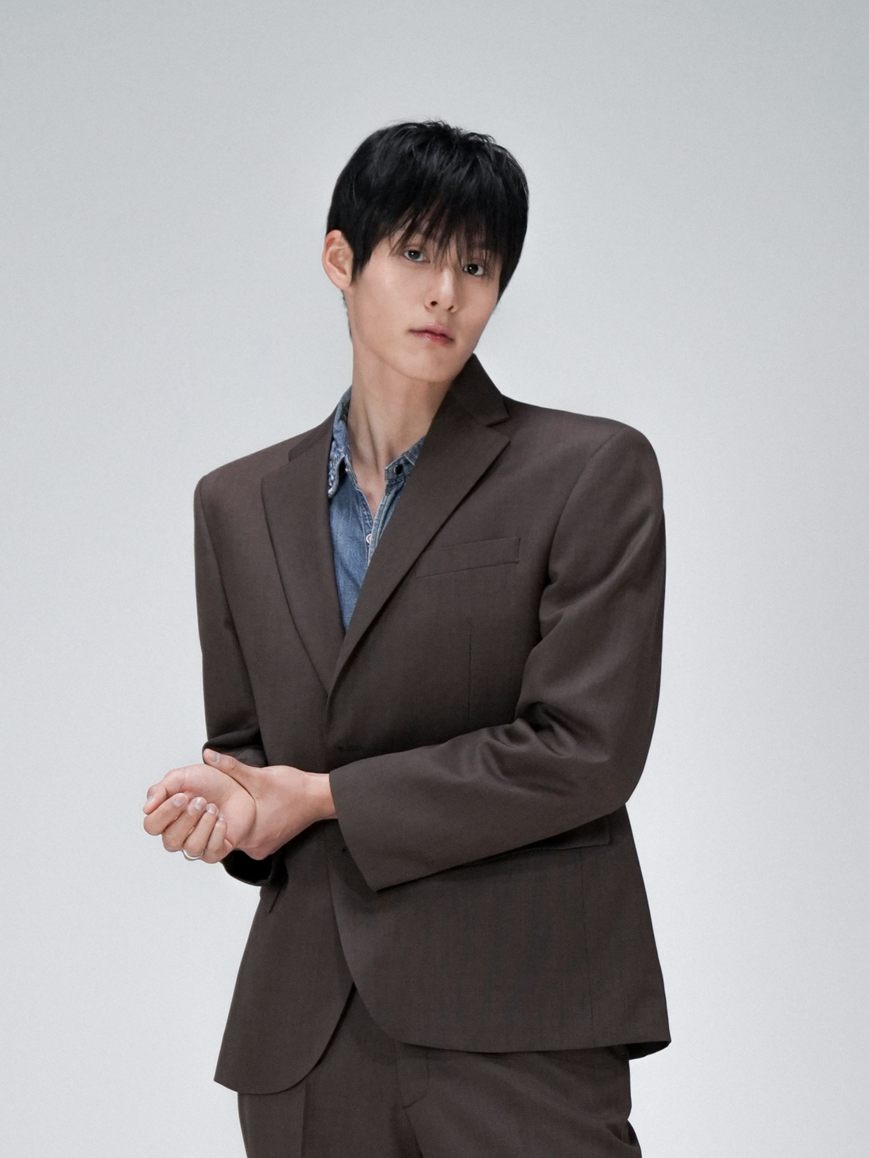 남성 수트 룩북 16