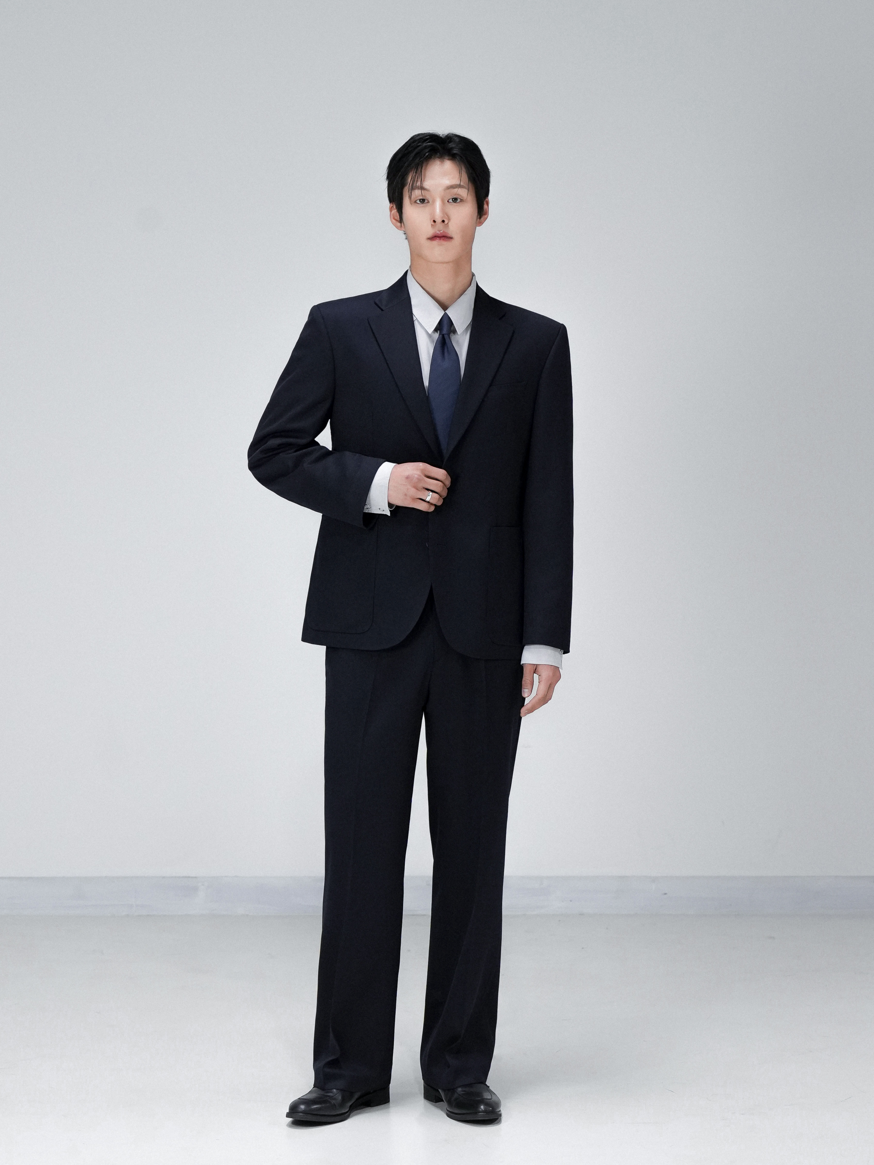 남성 수트 룩북 9